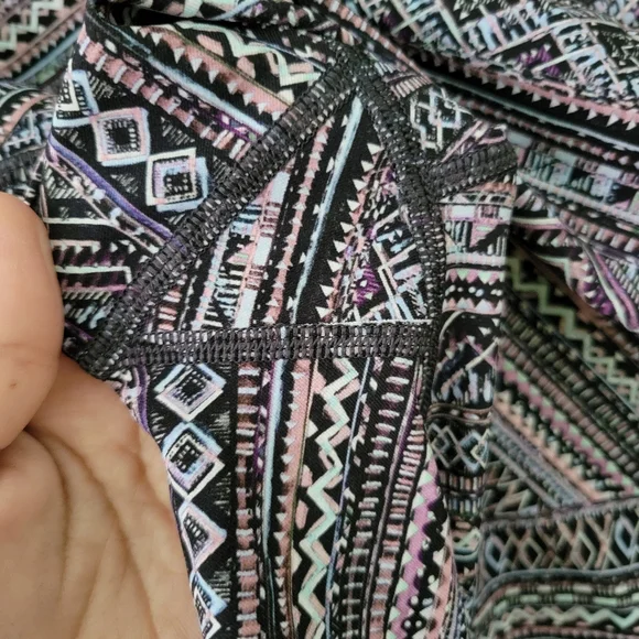 Size 4🍋LULULEMON Wunder Under High-Rise Tight *Engineered Full-On Luxtreme 28" - Picture 4 of 7